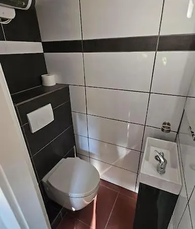 Apartman Casa Gia Eg *